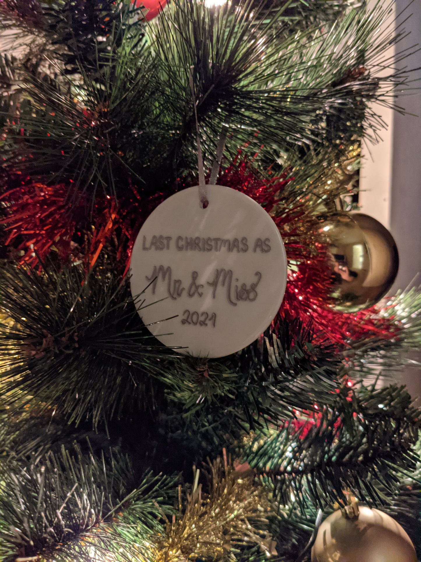 Engraved ceramic bauble