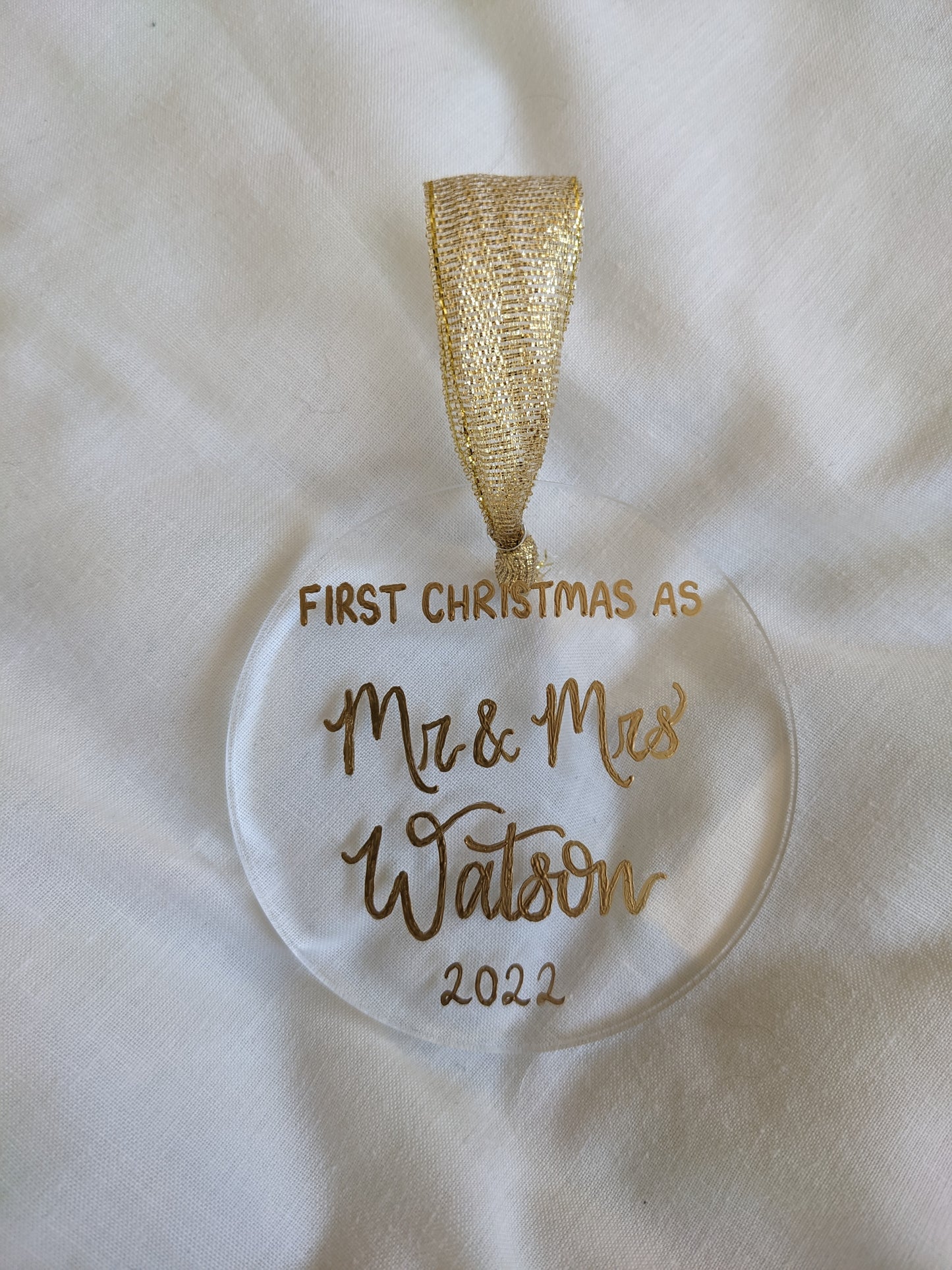 Acrylic bauble
