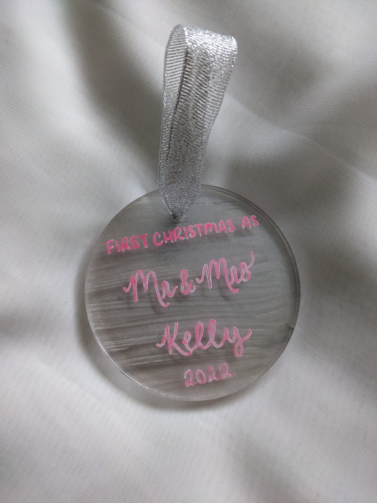 Acrylic bauble