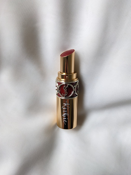 Lipstick engraving