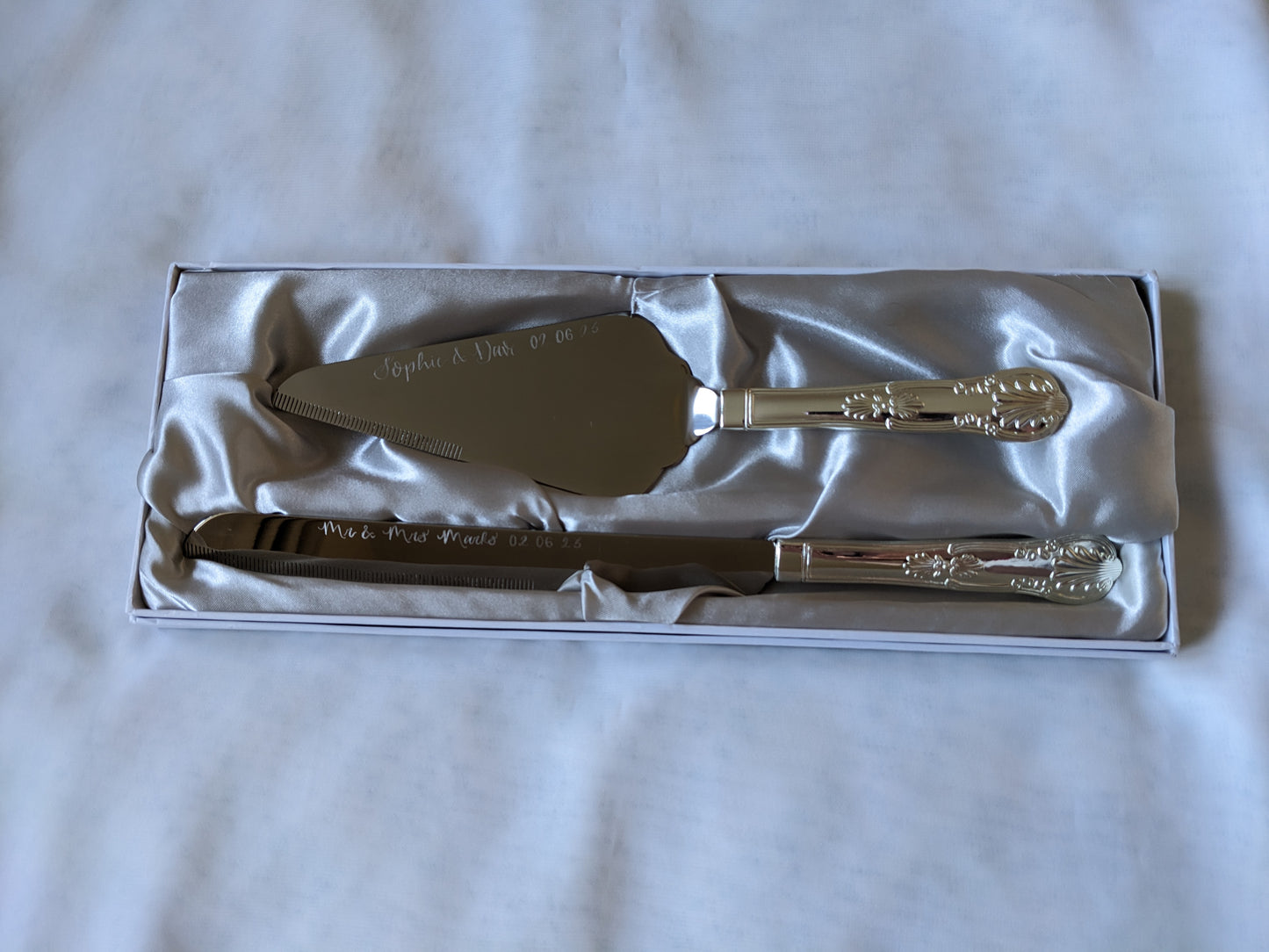 Cake serving set engraving