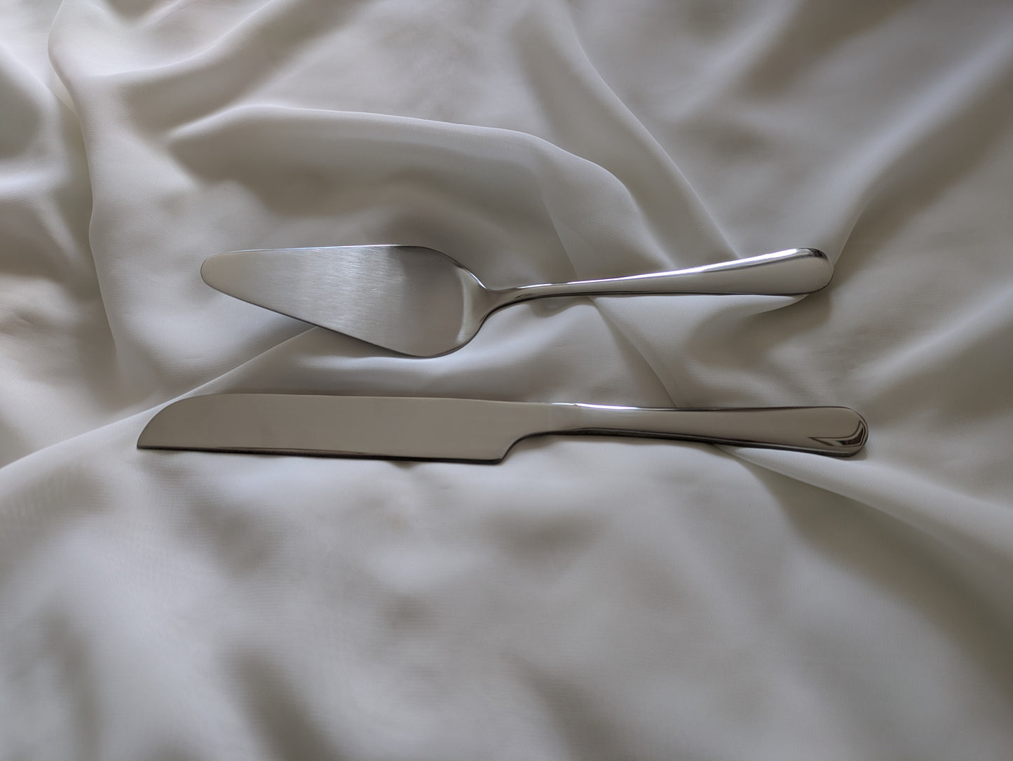 Offer - Engraved cake serving set